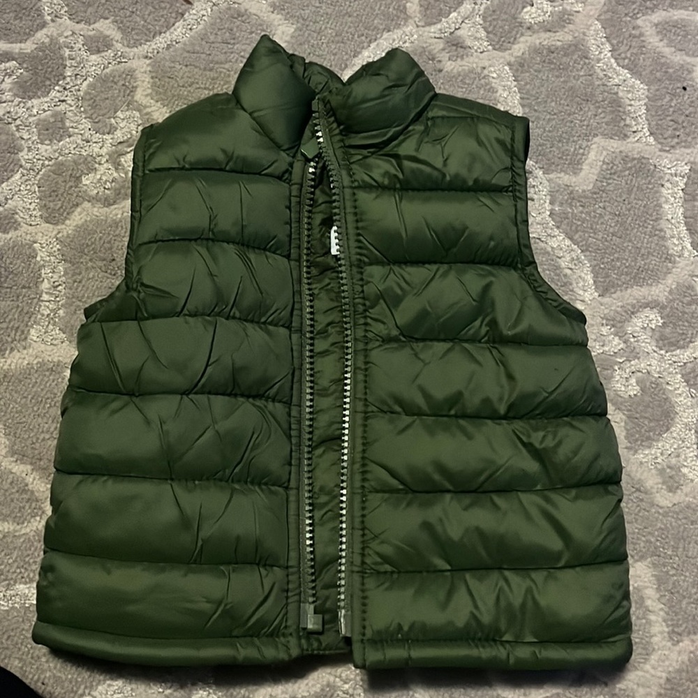 Boys vest 6-12 months
